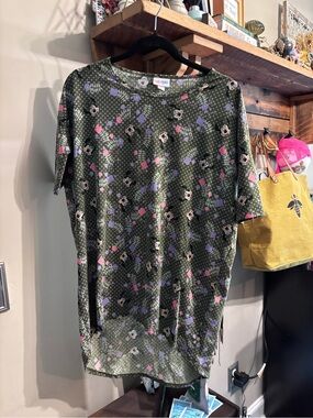 Minnie Mouse Lularoe Olive Green Floral Patterned Tunic Top XXS